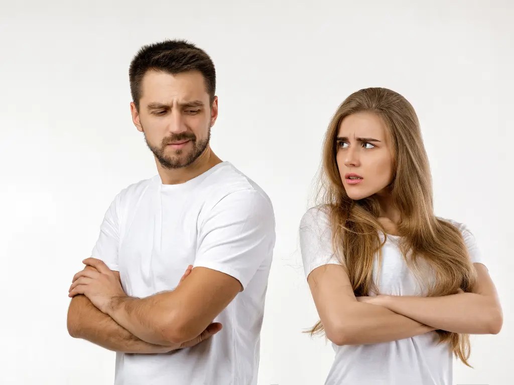 Casamento Cansado: 7 Sinais de Que Vocês Precisam de uma Pausa e&nbsp;Reconexão